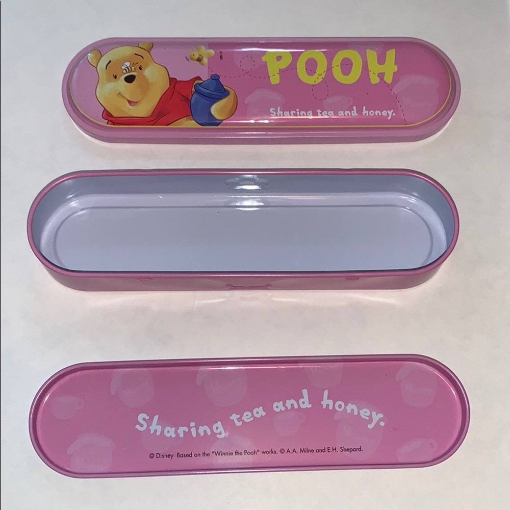 Winnie the Pooh tin pencil case new